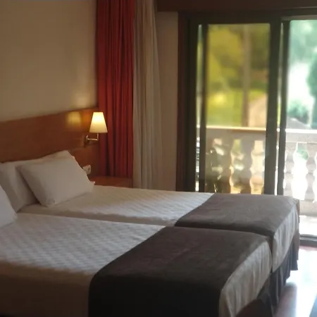 Hotel Avion 2*