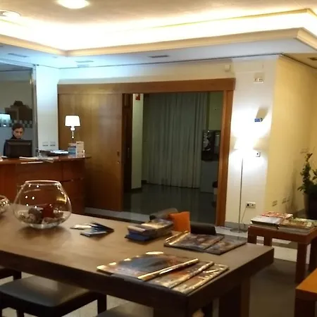 Avión By Bossh Hotel 2*